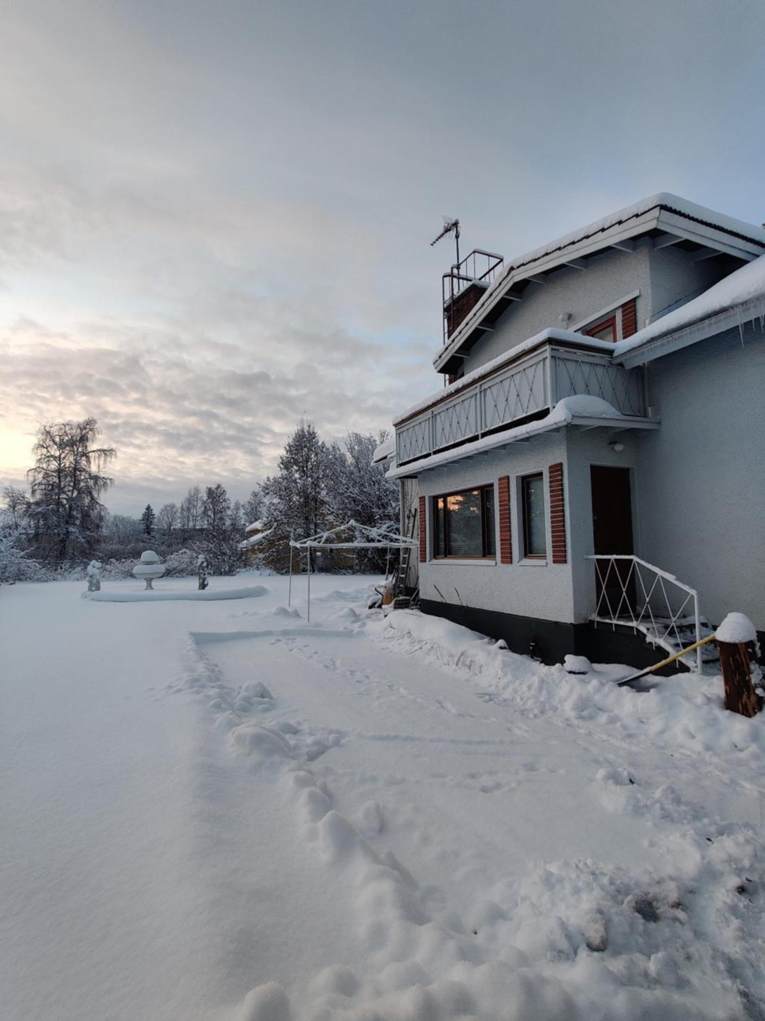 Nina'S Guesthouse, Jaemsae City,160 M2 Bagian luar foto